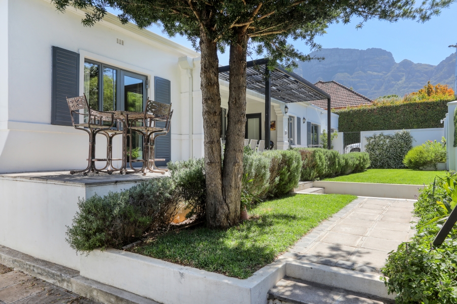 4 Bedroom Property for Sale in Newlands Western Cape